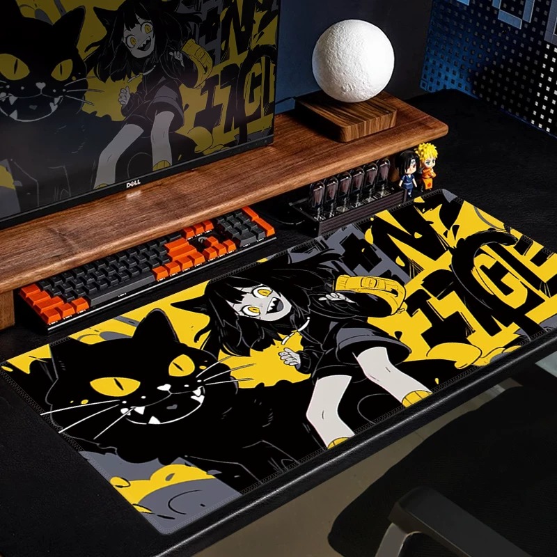 Yellow Desk Setup - Podkładka pod mysz Anime Czarny Kot