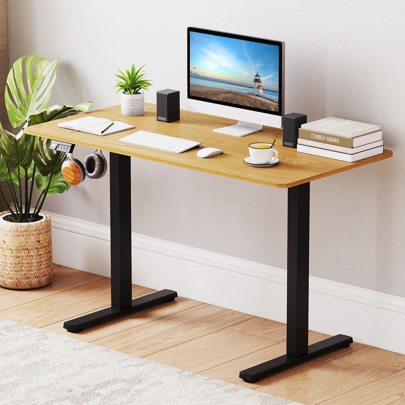 Elektryczna rama biurka stojąc – Desk Setup Black And Wood recenzja i cena