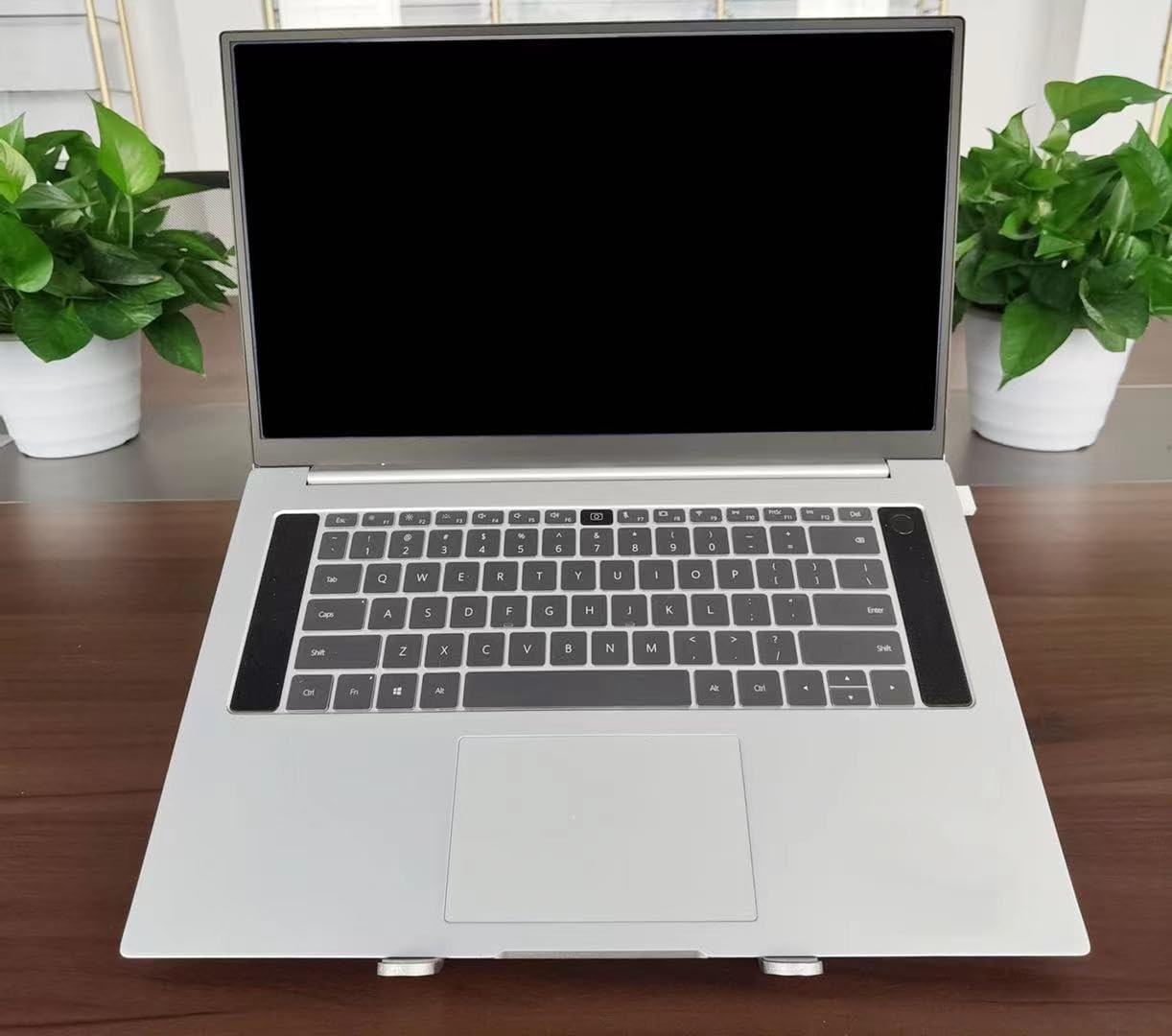 Regulowany stojak na laptopa d – Desk Setup Macbook recenzja i cena