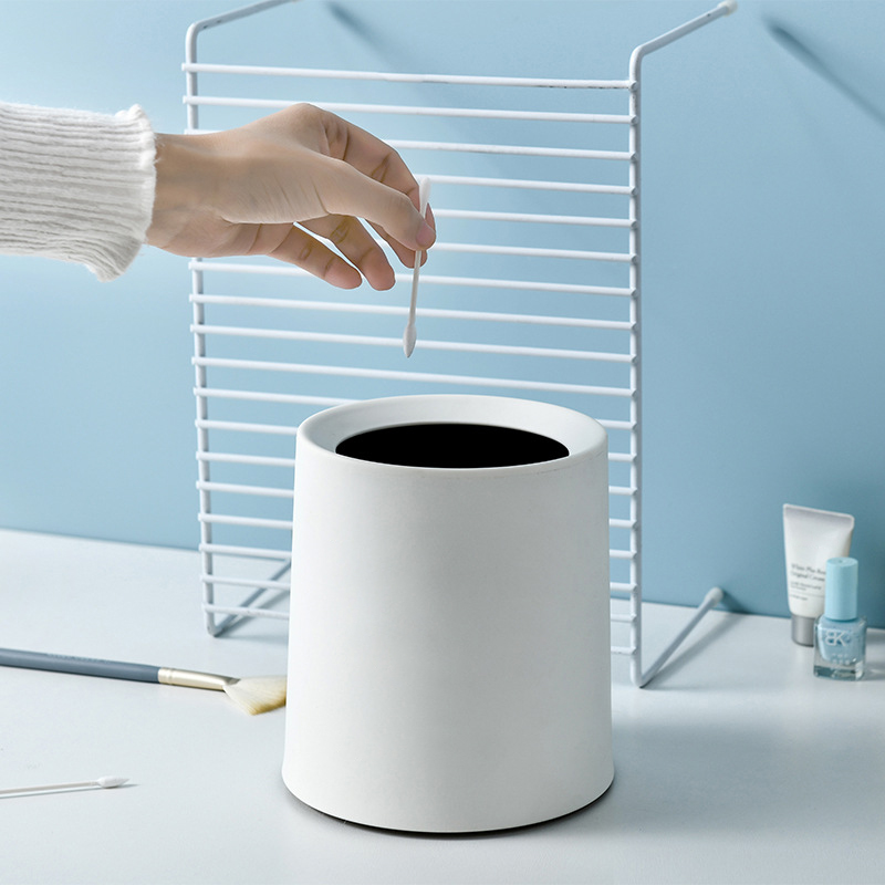 Okrągły Mini Kosz na Śmieci na – Desk Setup Study recenzja i cena